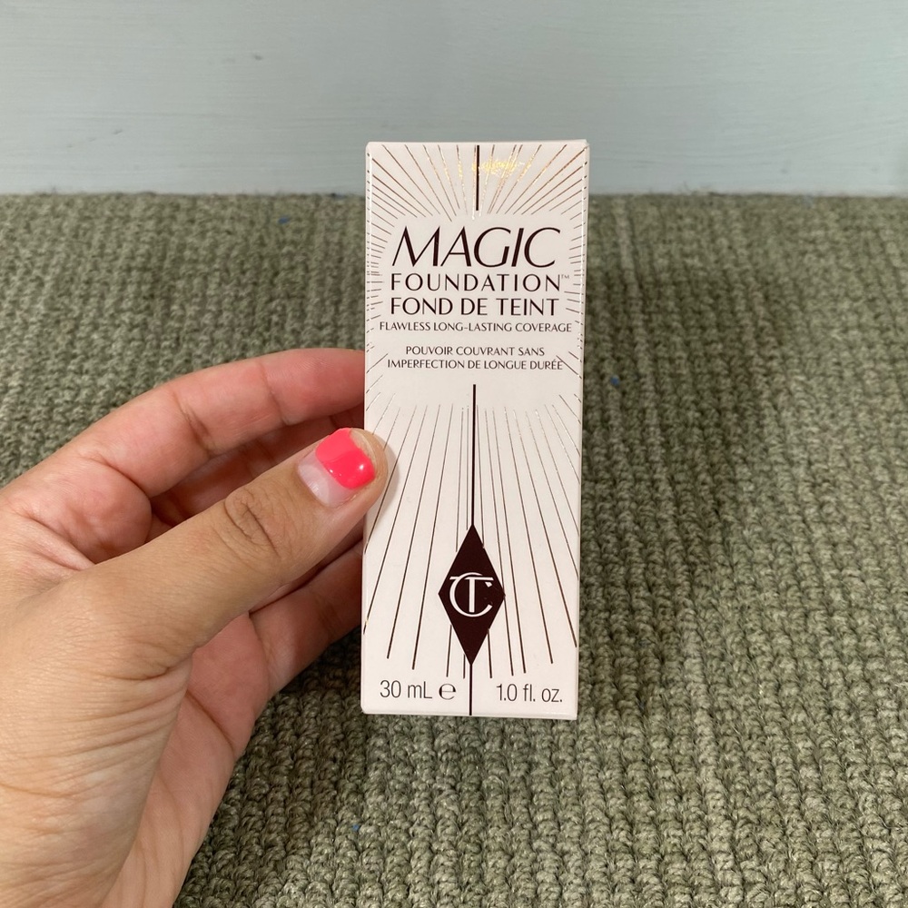 NEW Charlotte Tilbury Magic Foundation - Medium - Shade 7
